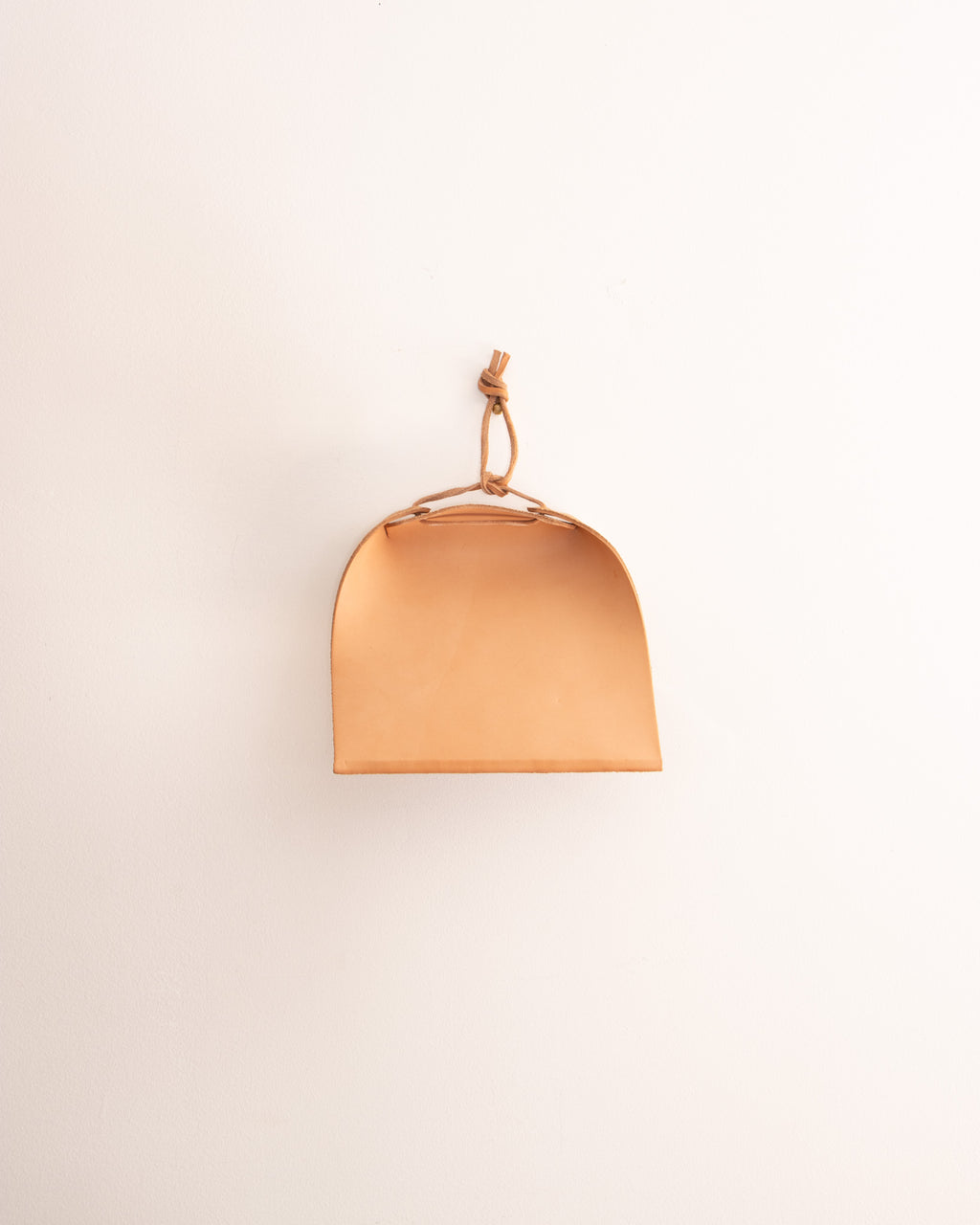 Leather Dust Pan