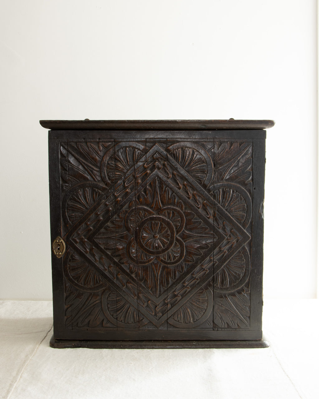 Hanging Wall Cabinet