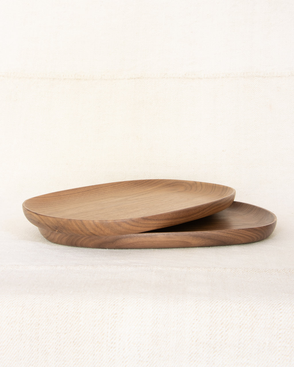 JB Large Walnut Pebble Tray