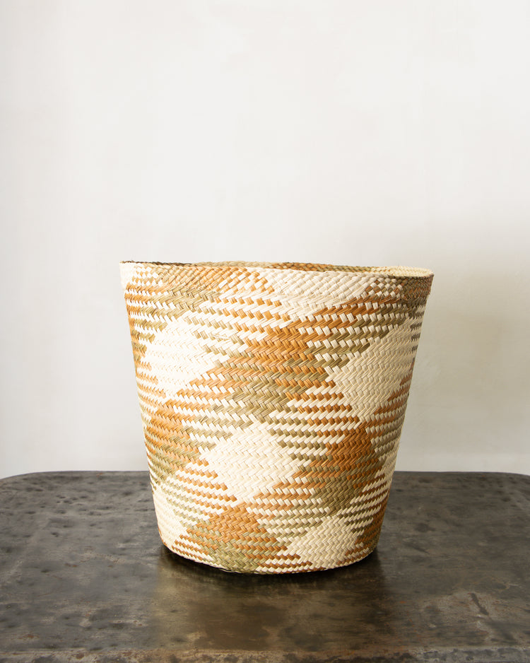 Iraca Paper Basket