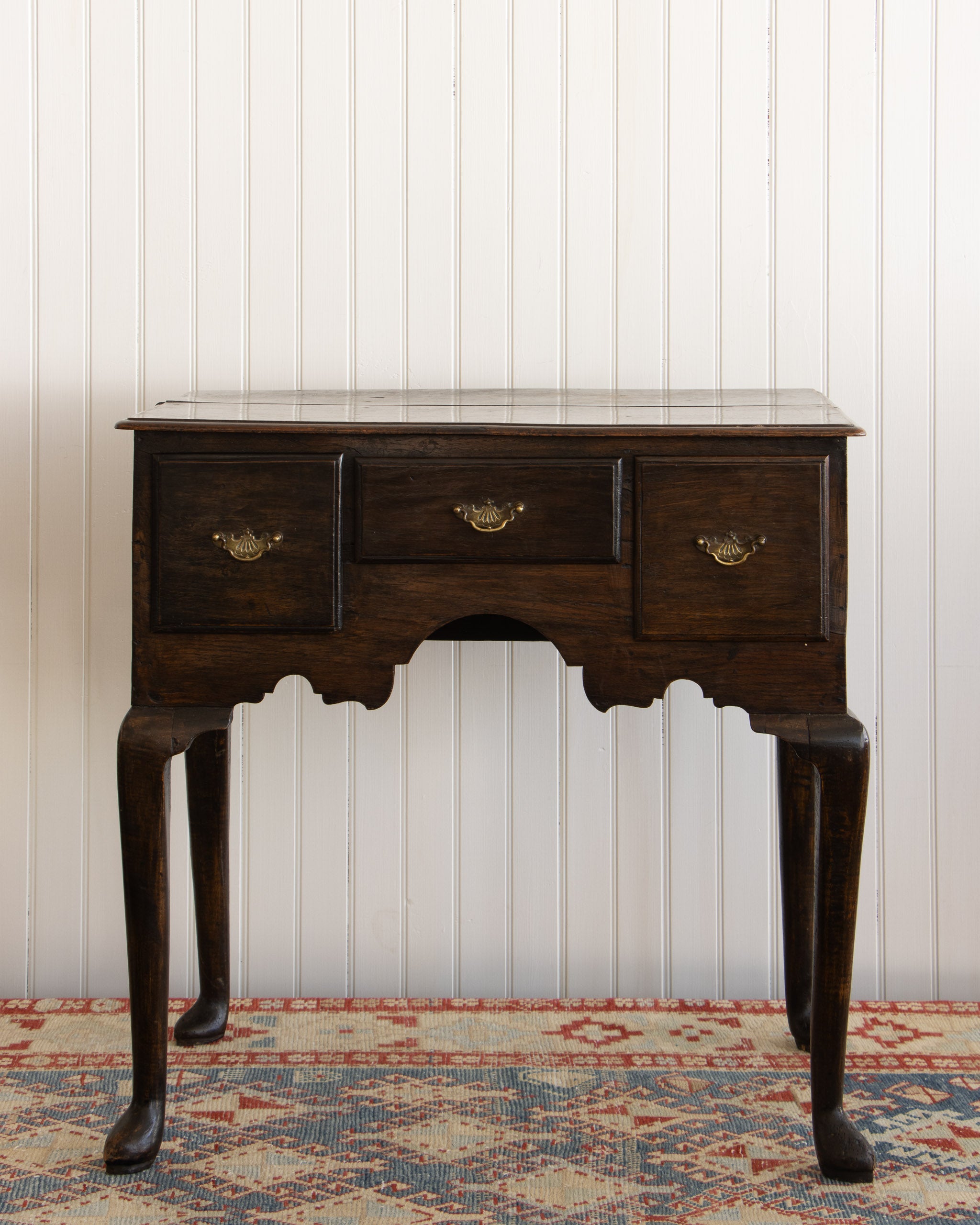 Featured image of Petite Georgian Elm Low Boy