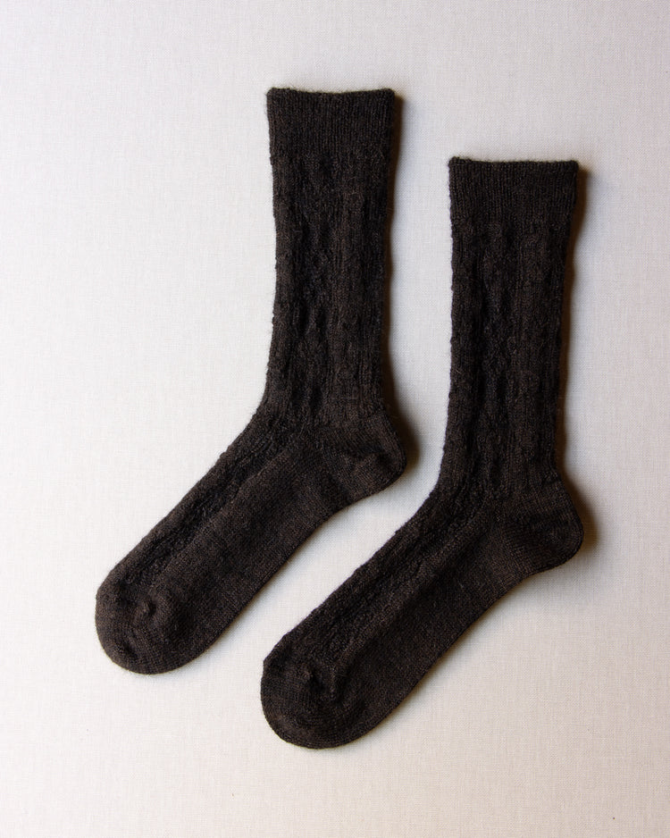 Yahae Alpaca Linen Cable Pattern Socks
