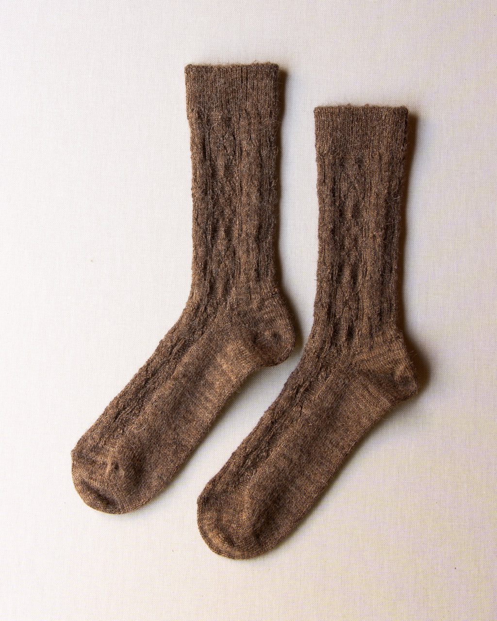 Yahae Alpaca Linen Cable Pattern Socks